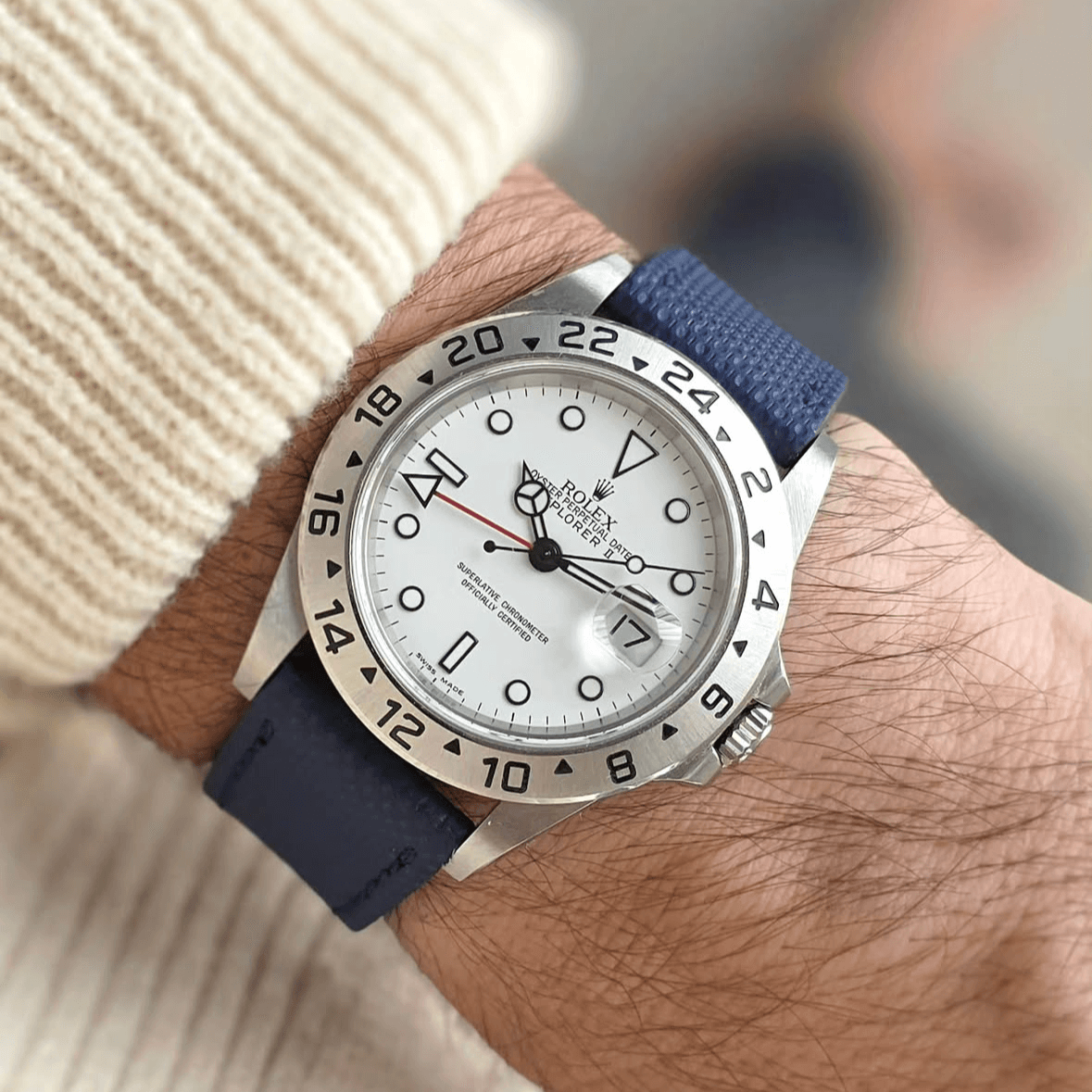 Hochwertige Armbanduhr mit wasserfestem Uhrenarmband Nautilus in Blau für stilvolle und funktionale Nutzung