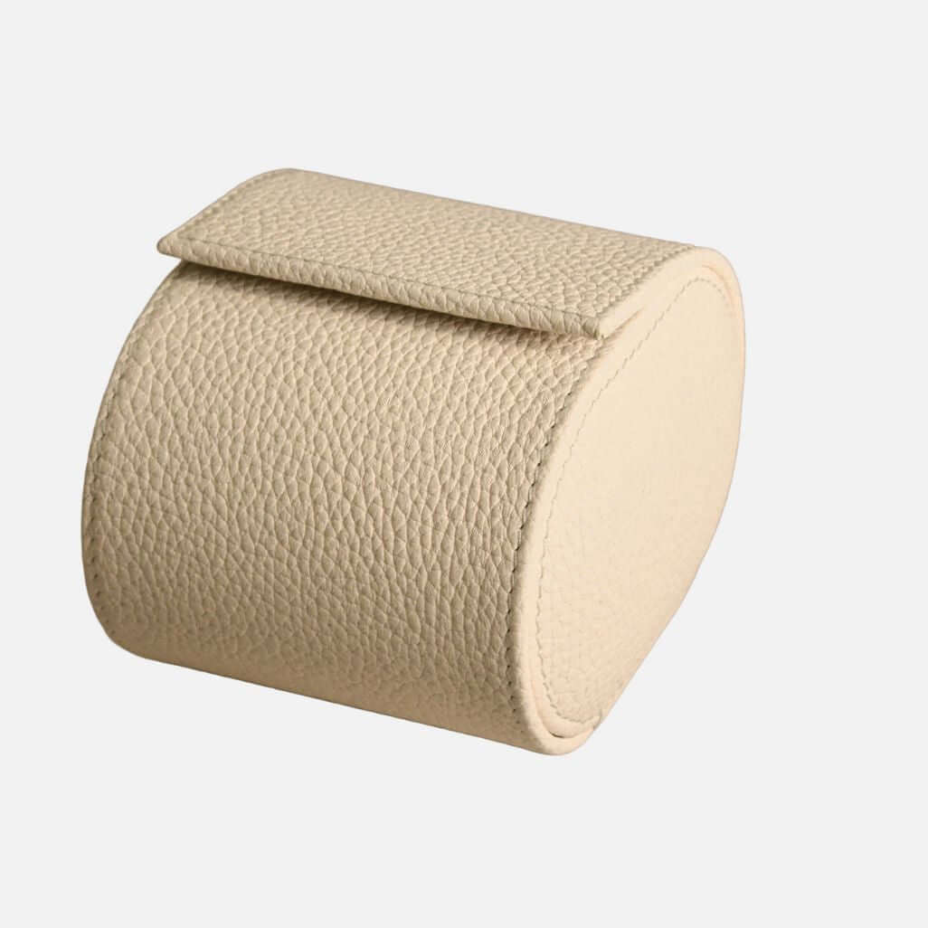 Uhrenrolle für eine Uhr Signature – Hochwertiges deutsches Togoleder, handgefertigt in genarbtem Beige von FLUCO.