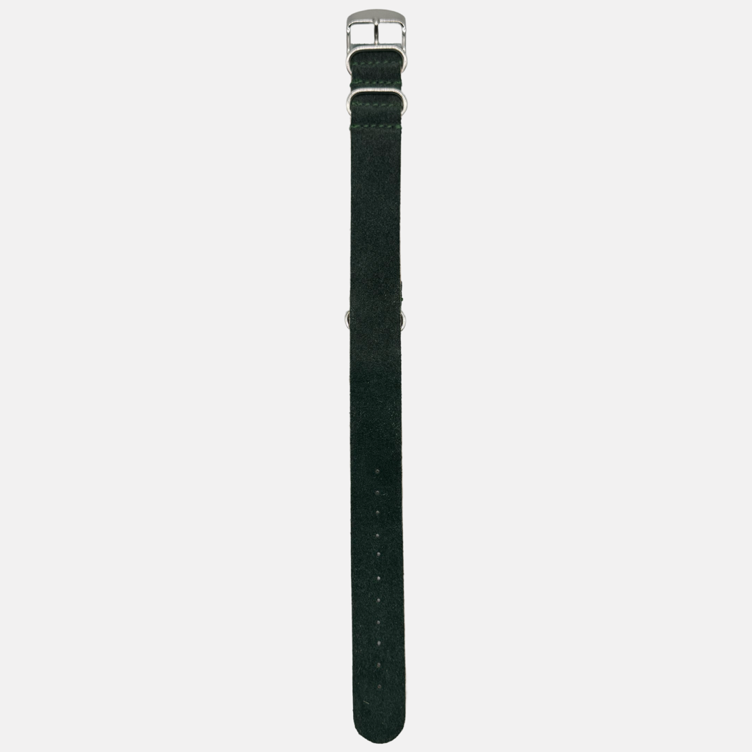Velourleder Nato Uhrenarmband von Field Nizza, handgefertigt aus Perlinger Leder für Komfort und Langlebigkeit. Details ansehen.