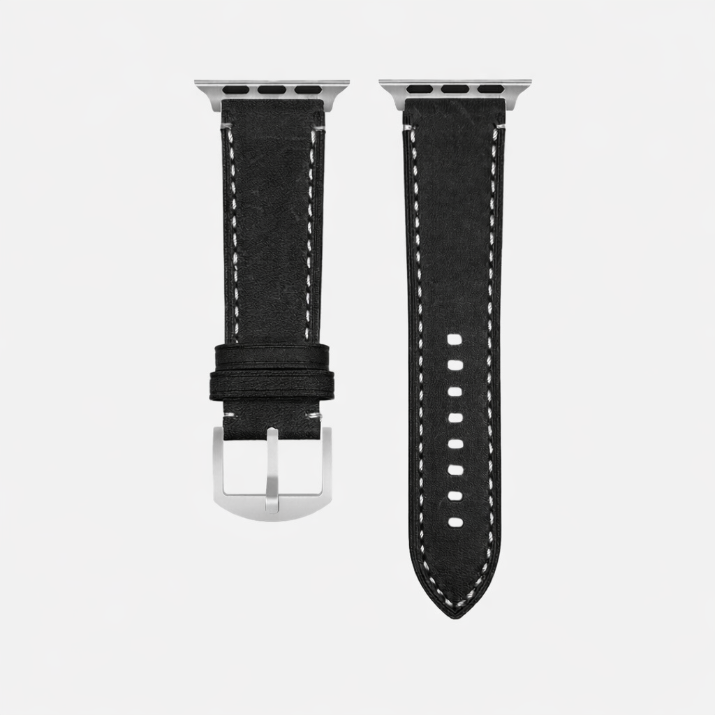 Apple Watch Ultra Lederarmband – Schwarz, extra breit 24 mm, aus pflanzlich gegerbtem Leder in einer markanten, langlebigen Qualität.