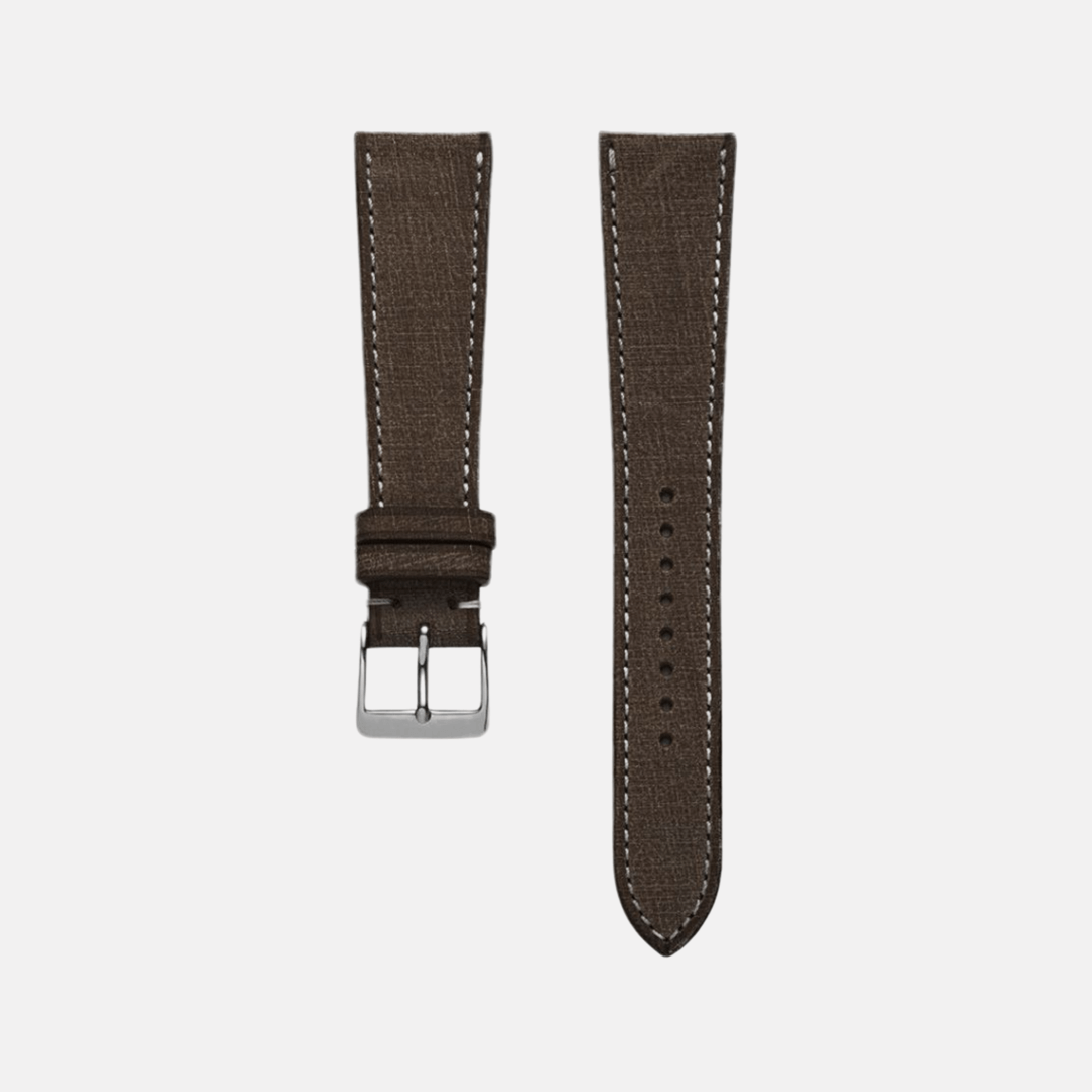 Dunkelbraunes Uhrenarmband aus hochwertigem vegetabil gegerbtem Leder – Freistelleransicht des strapazierfähigen Armbands, Made in Germany, geeignet für hochwertige Uhren wie Jaeger-LeCoultre