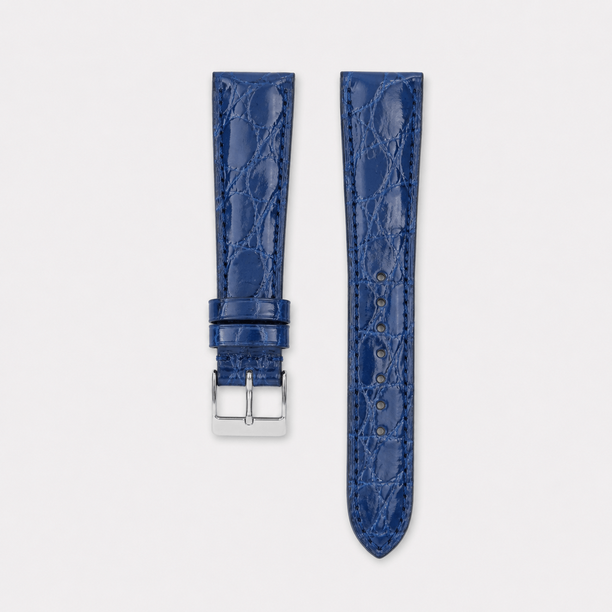 Shiny – Uhrenarmband aus glänzendem Kaimanleder, blau, M (118x 75mm), mit markanter Schuppenstruktur.