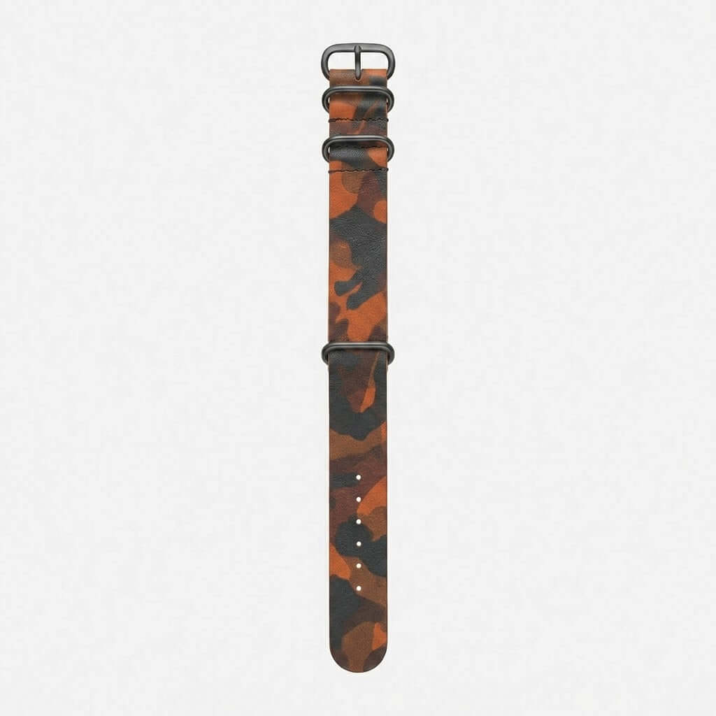 Military – Field Uhrenarmband im Camouflage Look aus Rindleder in Whisky-Farbe, Länge M (118x75mm).