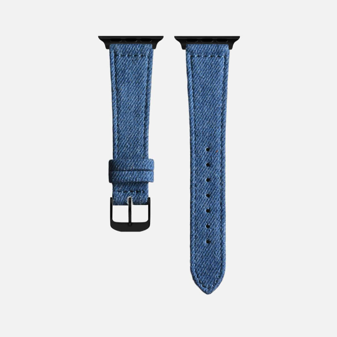 Hellblaues Apple Watch Armband Denim – Handgefertigt in Deutschland, aus japanischem Denim und wasserfestem Kalbleder.