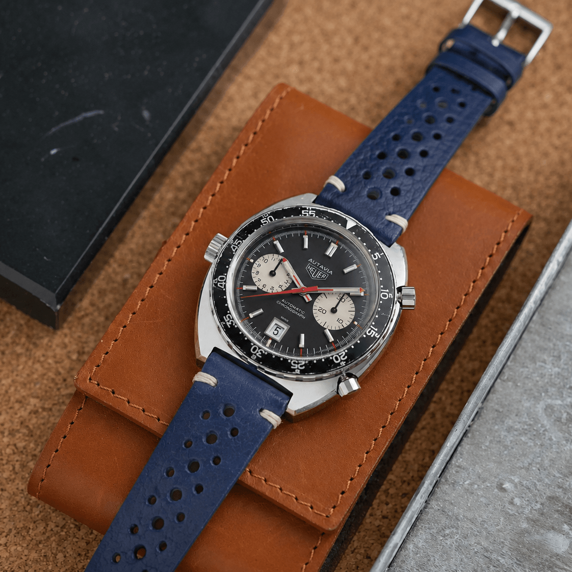 Hunter Racing – Leather watch strap in racing style