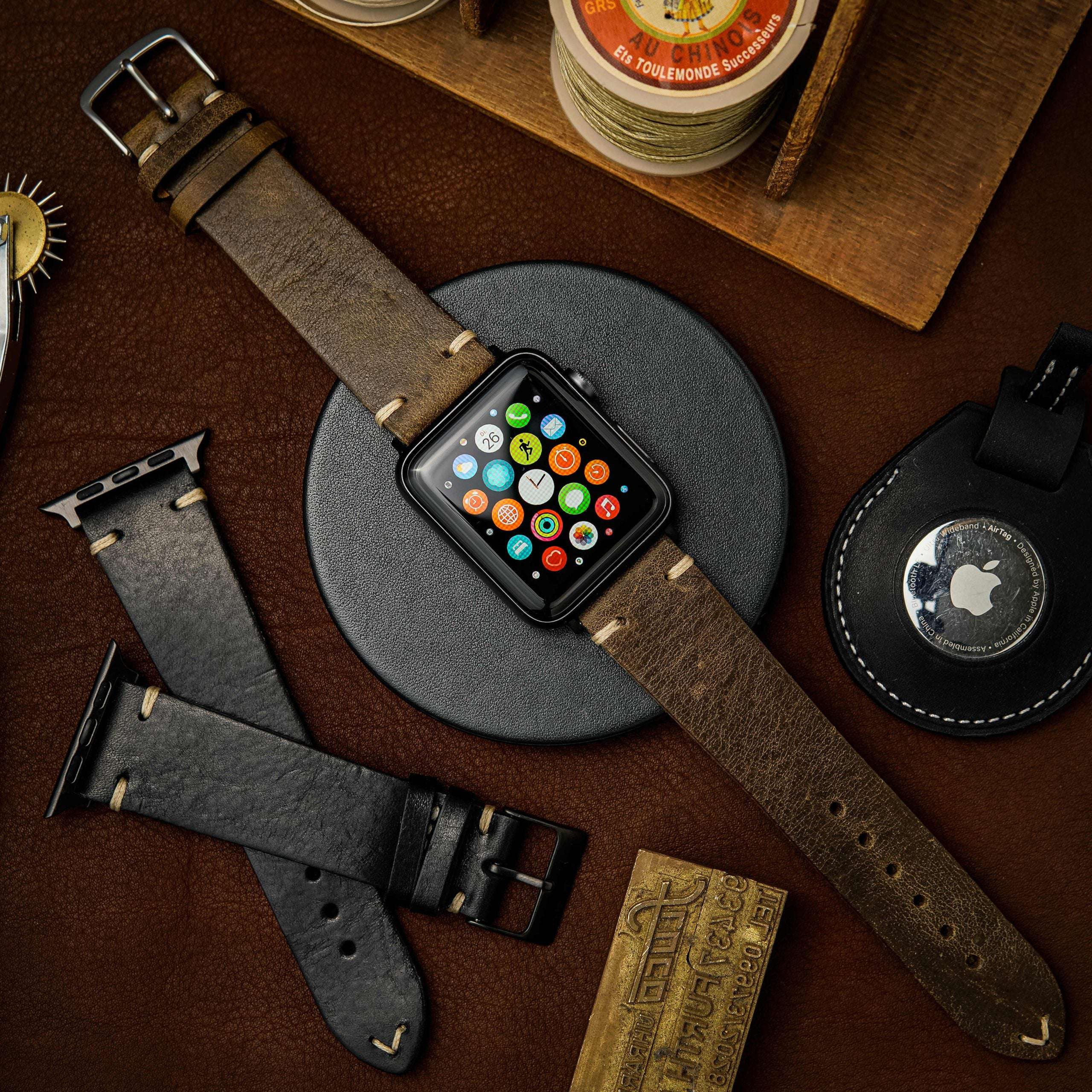 Nahaufnahme des grauen Apple Watch Armband Leder Herren, hochwertige Verarbeitung in Leder.