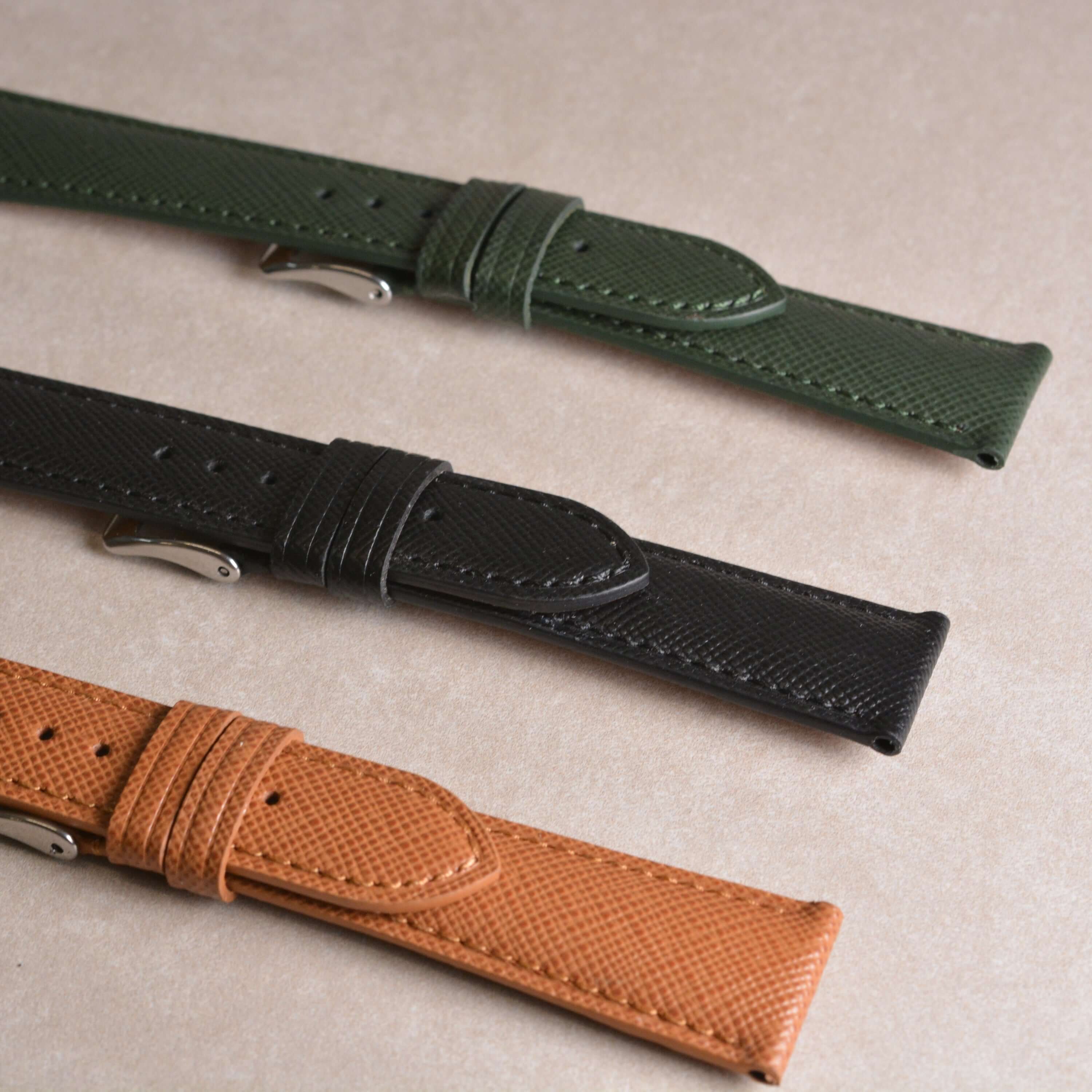 Saffiano – Uhrenarmband mit charakteristischer Saffiano Kreuzprägung in verschiedenen Farbtönen