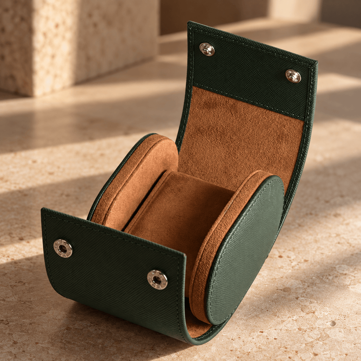 Uhrenrolle für eine Uhr Origin – Hochwertiges italienisches Saffianoleder in elegantem Design und hochwertiger Verarbeitung.